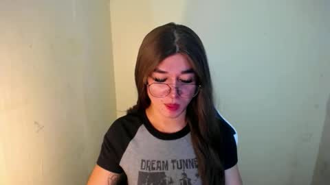 LORINE online show from February 5, 8:54 am