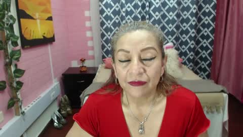 Snapshot of desire_latin chatting on February 7, 5:07 pm VALERIA online show from February 7, 5:07 pm