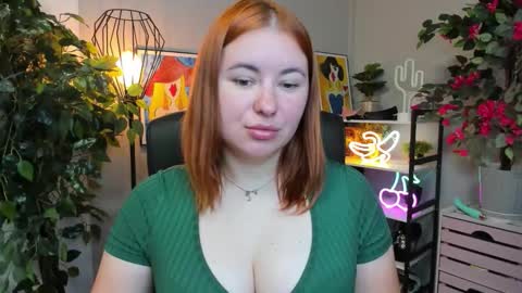 Snapshot of desirelayla chatting on September 19, 7:12 am LAYLA online show from September 19, 7:12 am