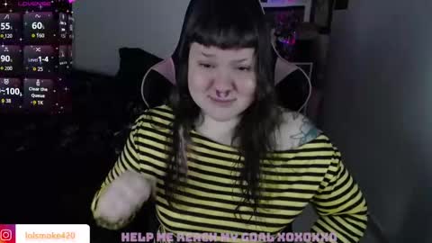 Snapshot of destroyall420 chatting on September 14, 7:21 am Lola Bdsm and fries online show from September 14, 7:21 am