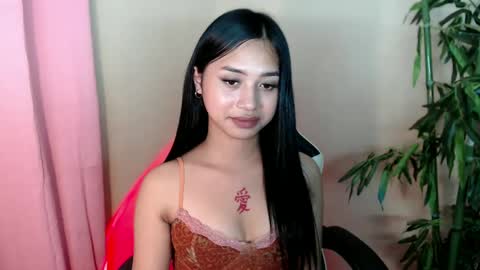 Snapshot of devine_goddessx chatting on January 30, 1:11 am Devine Greyson online show from January 30, 1:11 am