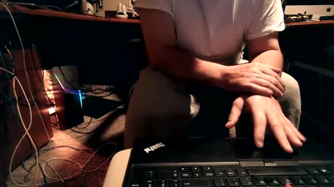 Snapshot of dfwgonewrong chatting on January 26, 9:40 am dfwgonewrong online show from January 26, 9:40 am