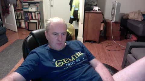 Richard Fleischer online show from December 2, 4:24 am