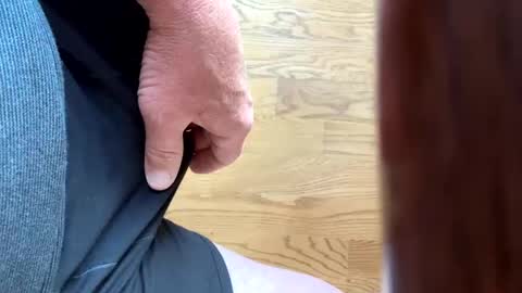 dickinhand53 online show from September 18, 2:10 pm