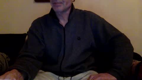 dinnerout1111 online show from January 1, 1:37 am