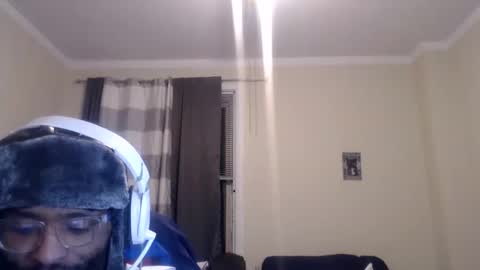 Snapshot of disr3sp3ctfully_dipp3d chatting on January 23, 7:43 am Your Best Worst Nightmare online show from January 23, 7:43 am