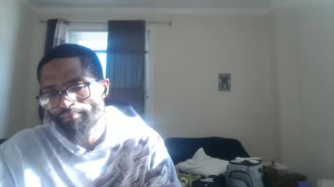 Snapshot of disr3sp3ctfully_dipp3d chatting on January 9, 5:33 pm Your Best Worst Nightmare online show from January 9, 5:33 pm