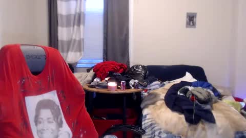 Snapshot of disr3sp3ctfully_dipp3d chatting on February 11, 1:09 pm Your Best Worst Nightmare online show from February 11, 1:09 pm