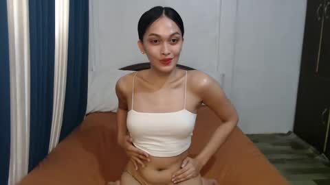 DIVINA online show from February 22, 3:34 am