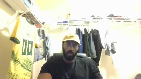 Snapshot of djsage chatting on September 12, 4:09 pm djsage online show from September 12, 4:09 pm