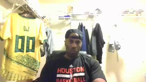 Snapshot of djsage chatting on September 21, 9:41 pm djsage online show from September 21, 9:41 pm