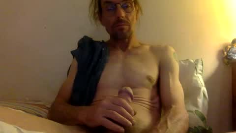 Snapshot of dogstarmanitee chatting on February 12, 12:27 am dogstarmanitee online show from February 12, 12:27 am