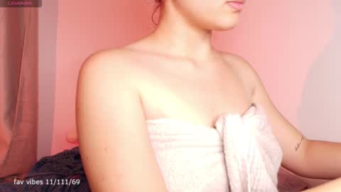 Snapshot of dolceangel__ chatting on September 16, 2:02 am Blair online show from September 16, 2:02 am