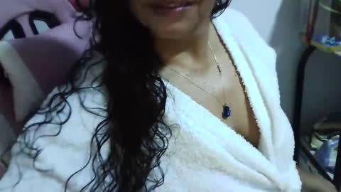 Snapshot of doll78latin chatting on September 20, 2:36 am doll78latin online show from September 20, 2:36 am