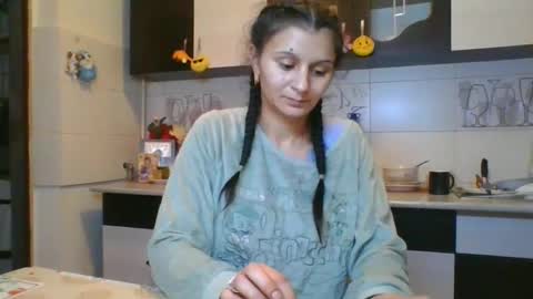 Snapshot of doll_stylish_ chatting on January 22, 10:59 pm dol online show from January 22, 10:59 pm