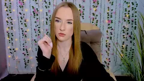 doll_vey online show from March 9, 9:24 am