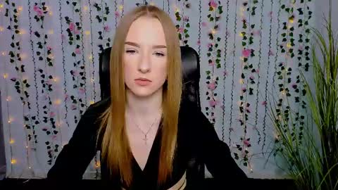 doll_vey online show from March 7, 9:29 am