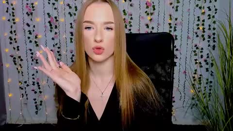 doll_vey online show from March 7, 12:34 pm