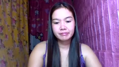 Snapshot of dolly_cute28 chatting on September 13, 9:17 pm dolly_cute28 online show from September 13, 9:17 pm