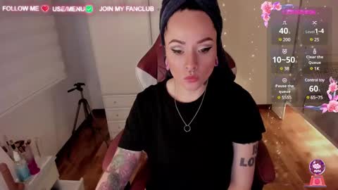 Snapshot of domina_deivis chatting on February 5, 7:50 am I WILL BE BACK ON WEDNESDAY DECEMBER 4 0100AM COLOMBIA TIME online show from February 5, 7:50 am