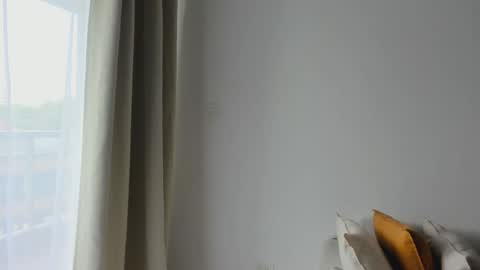 Snapshot of donnna19 chatting on January 7, 12:20 pm Donatella online show from January 7, 12:20 pm