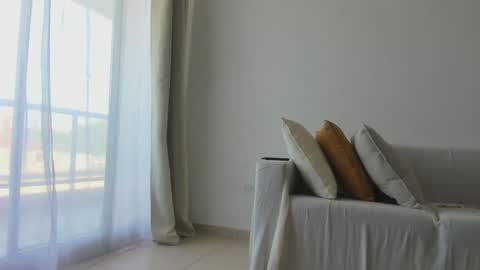 Snapshot of donnna19 chatting on January 8, 12:15 pm Donatella online show from January 8, 12:15 pm
