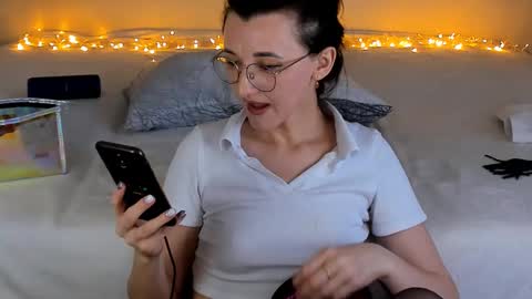 Snapshot of dorotty_ chatting on January 24, 5:21 am Your Dorotty online show from January 24, 5:21 am