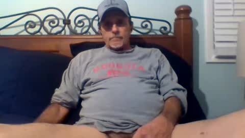 Snapshot of dowbo7777 chatting on February 16, 4:20 am dowbo online show from February 16, 4:20 am