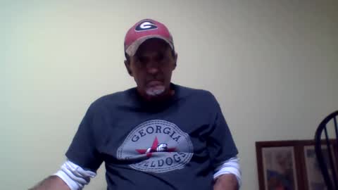 Snapshot of dowbo7777 chatting on February 9, 3:22 am dowbo online show from February 9, 3:22 am