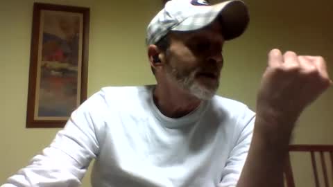 Snapshot of dowbo7777 chatting on January 24, 2:07 am dowbo online show from January 24, 2:07 am