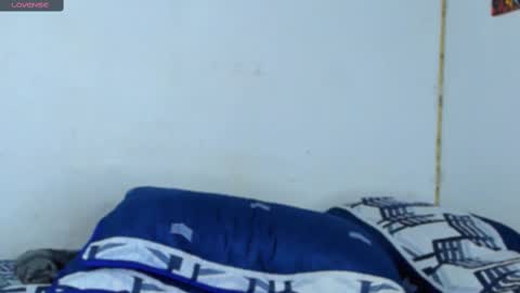 Snapshot of drake_xion1 chatting on February 21, 2:28 am drake_xion1 online show from February 21, 2:28 am