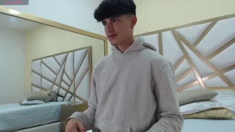 Drake Collinss online show from March 8, 12:33 am