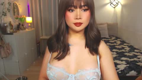 Snapshot of dreamgirlheaven chatting on February 13, 6:41 am Heaven online show from February 13, 6:41 am