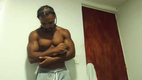 S.K..maorisa98 VIDEOS SEXHARD PPBOY 55TASTEPROTEIN online show from January 11, 5:40 pm