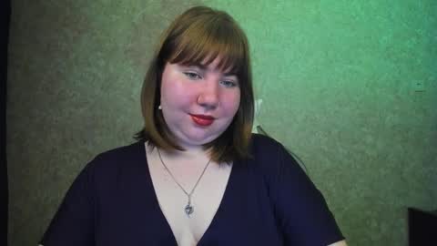 Snapshot of duchess_dafna chatting on September 12, 10:01 pm Duchess Dafna online show from September 12, 10:01 pm