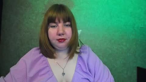 Snapshot of duchess_dafna chatting on September 20, 8:23 pm Duchess Dafna online show from September 20, 8:23 pm