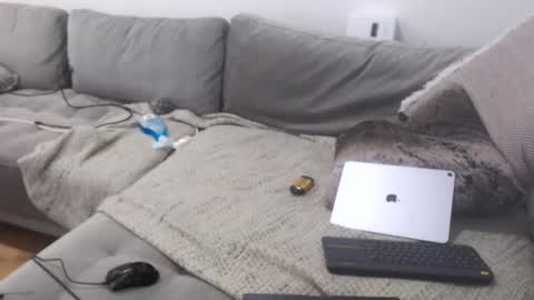 Snapshot of dudecuzbeo chatting on March 9, 6:00 pm dudecuzbeo online show from March 9, 6:00 pm