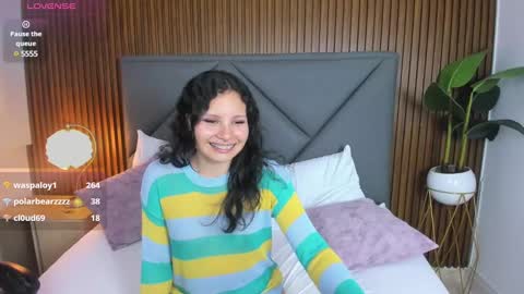 N A T Y online show from February 9, 8:43 am