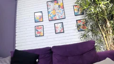 Snapshot of dulce_nikita chatting on September 15, 12:06 pm dulce_nikita online show from September 15, 12:06 pm