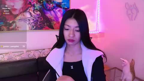 Dulce  online show from September 20, 2:09 pm