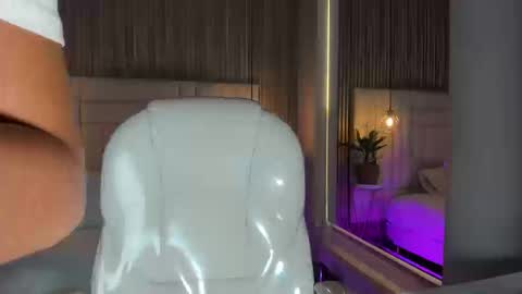 dulcevela online show from September 16, 10:46 pm
