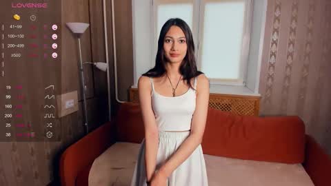 Dina online show from September 19, 1:59 pm