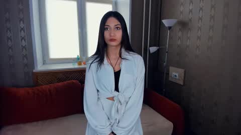 Dina online show from September 13, 1:46 pm