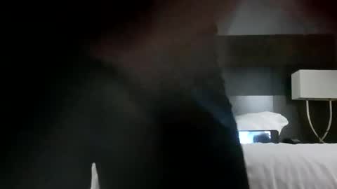 Snapshot of dwadek081704 chatting on February 1, 12:15 pm dwadek081704 online show from February 1, 12:15 pm