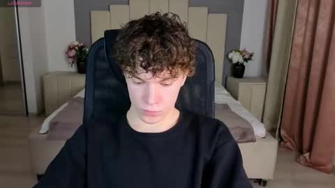 Snapshot of dylan__wilson chatting on September 10, 5:47 pm Dylan online show from September 10, 5:47 pm