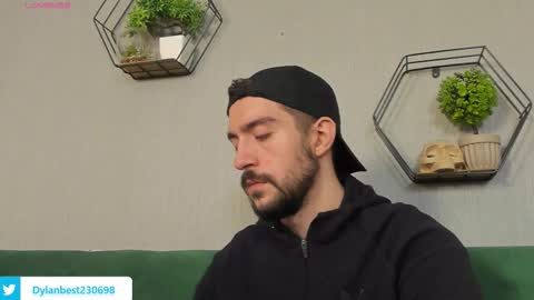 Snapshot of dylan_starxx chatting on September 17, 10:24 pm Dylan online show from September 17, 10:24 pm