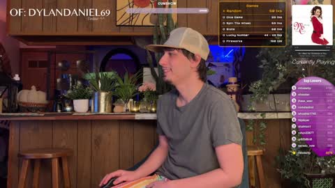 Dylan Daniel 7.8 online show from December 1, 11:51 pm