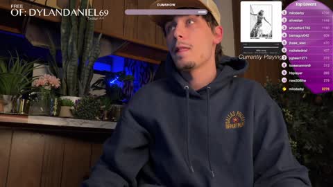 Dylan Daniel 7.8 online show from December 2, 9:30 am