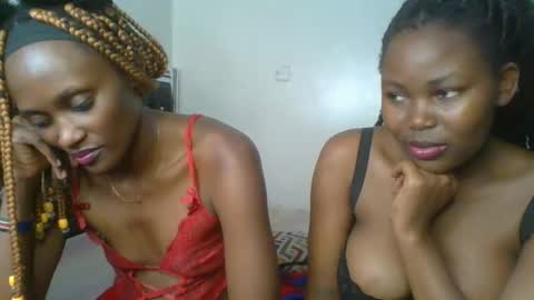 ebony_meeky online show from September 19, 11:19 pm
