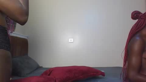 ebonydreamgirl_ online show from September 18, 6:56 pm
